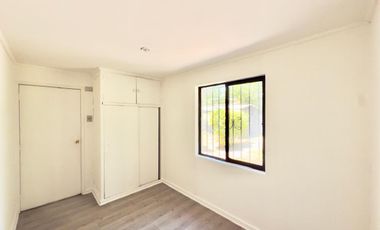 Se arrienda casa en Alameda, 4 piezas, 3 baños, 4 estacionamientos, Curicó