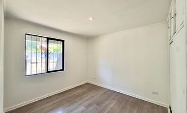 Se arrienda casa en Alameda, 4 piezas, 3 baños, 4 estacionamientos, Curicó