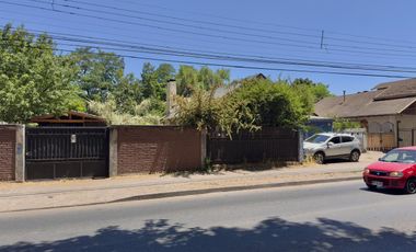 Se arrienda casa en Alameda, 4 piezas, 3 baños, 4 estacionamientos, Curicó