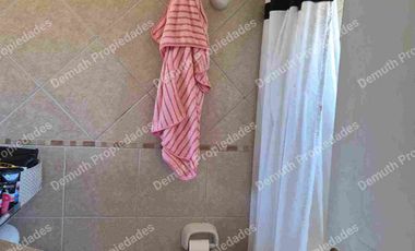 Casa de 3 piso en condominio Central