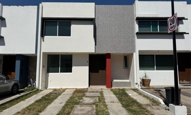 Casa en Renta, Fracc. Casa Fuerte, Tlajomulco