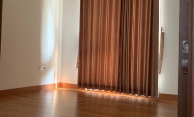 Disewa rumah golf island 8x20 rapih banget