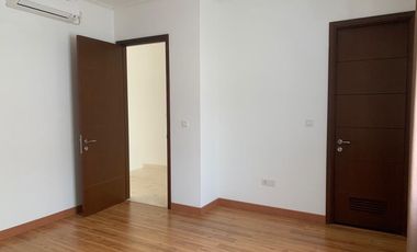 Disewa rumah golf island 8x20 rapih banget