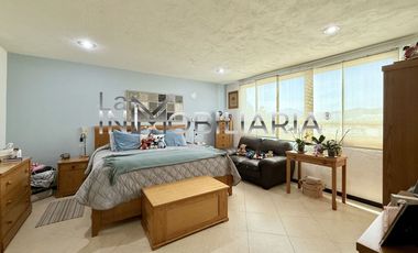 VENTA CASA ACTUALIZADA EN JARDINES DE BELLAVISTA