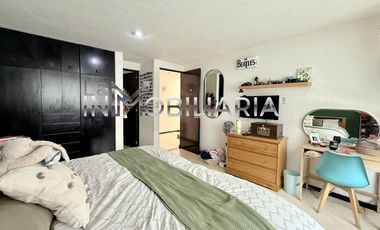 VENTA CASA ACTUALIZADA EN JARDINES DE BELLAVISTA