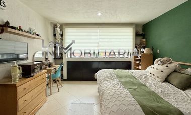VENTA CASA ACTUALIZADA EN JARDINES DE BELLAVISTA
