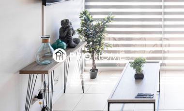 Departamento Ejecutivo en Edificio Novo: Comodidad y Conectividad en el Centro