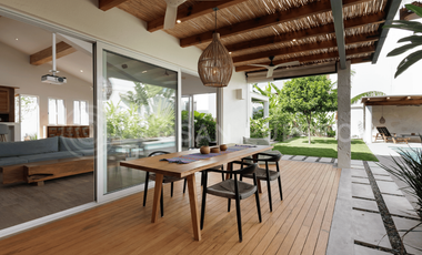 Se Vende Residencia Californiana de Lujo en Bacocho – Elegancia, Confort y Naturaleza en Puerto Escondido