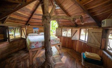 Hotel en Olon al pie del mar en venta