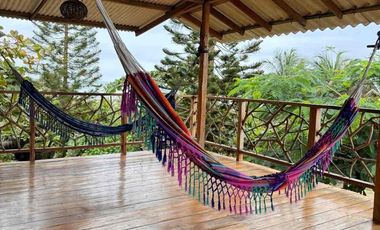 Hotel en Olon al pie del mar en venta