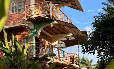 Hotel en Olon al pie del mar en venta