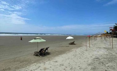 Hotel en Olon al pie del mar en venta