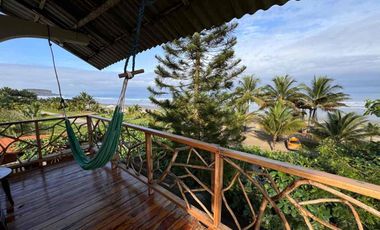 Hotel en Olon al pie del mar en venta