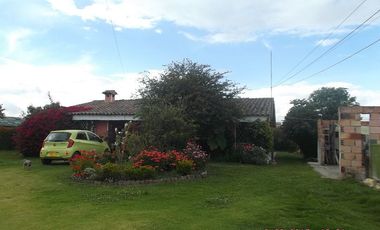 SE ARRIENDA HERMOSA CASA EN CHÍA SECTOR DELICIAS