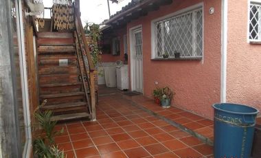 SE ARRIENDA HERMOSA CASA EN CHÍA SECTOR DELICIAS