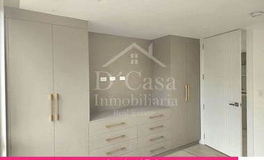 (D-134) Rento Suite en Cuenca – Sector Puertas del Sol 1 Dormitorio 1 garaje y balcón Disponible a partir del 1 de Diciembre 2025