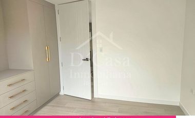 (D-134) Rento Suite en Cuenca – Sector Puertas del Sol 1 Dormitorio 1 garaje y balcón Disponible a partir del 1 de Diciembre 2025
