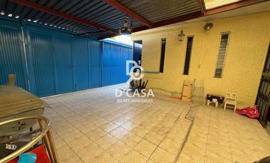 SE VENDE CASA EN LAS FUENTES