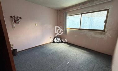 SE VENDE CASA EN LAS FUENTES