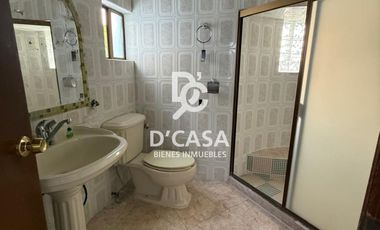 SE VENDE CASA EN LAS FUENTES