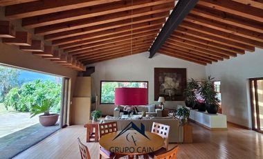 CASA EN RENTA CON ACCESO DIRECTO AL LAGO