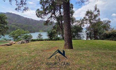 CASA EN RENTA CON ACCESO DIRECTO AL LAGO