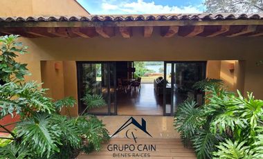 CASA EN RENTA CON ACCESO DIRECTO AL LAGO