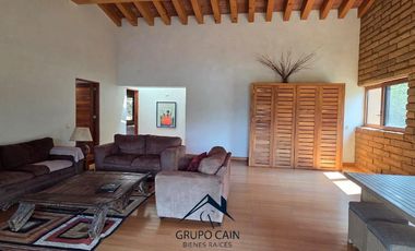 CASA EN RENTA CON ACCESO DIRECTO AL LAGO