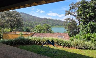 CASA EN RENTA CON ACCESO DIRECTO AL LAGO