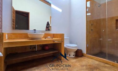 CASA EN RENTA CON ACCESO DIRECTO AL LAGO