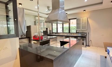 5 BEDROOMS FOR LEASE IN URDANETA VILLAGE