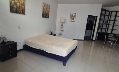 Suite Amoblada en Alquiler en Urdesa Central, Planta Baja, 1 Habitación, 1 Baño, Norte de Guayaquil.