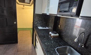 Suite Amoblada en Alquiler en Urdesa Central, Planta Baja, 1 Habitación, 1 Baño, Norte de Guayaquil.