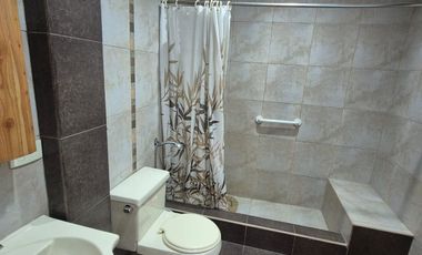 Suite Amoblada en Alquiler en Urdesa Central, Planta Baja, 1 Habitación, 1 Baño, Norte de Guayaquil.