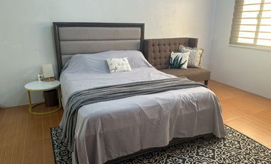 Fully-furnished 4 Bedroom Townhouse with Roof Deck in Village East - Cainta