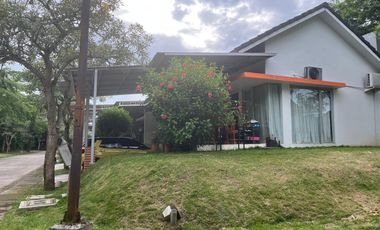 DIJUAL RUMAH HOOK CLUSTER SOMERSET WEST CITRA GRAND CITY PALEMBANG