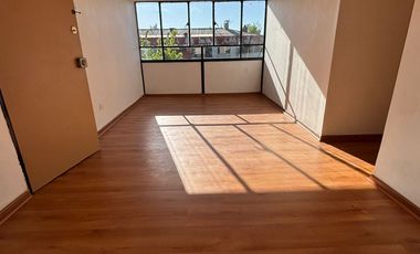 *** Rodrigo De Araya / METRO GRECIA ***