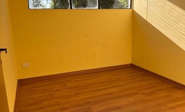 *** Rodrigo De Araya / METRO GRECIA ***