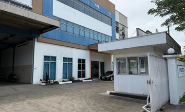 Disewakan Gudang / Pabrik Siap Pakai Lokasi Strategis di Lippo Cikarang