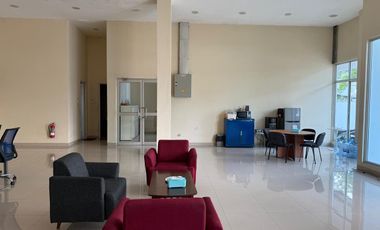 Disewakan Gudang / Pabrik Siap Pakai Lokasi Strategis di Lippo Cikarang