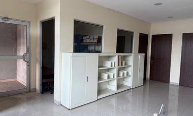 Disewakan Gudang / Pabrik Siap Pakai Lokasi Strategis di Lippo Cikarang