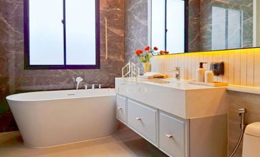 CINQUIÈME Krungthep Kreetha — Modern Heritage Luxury Living