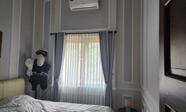 RUMAH MEWAH DALAM PERUM DI MAGUWOHARJO DEPOK