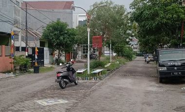 DISEWAKAN Rumah Siap Huni !! Perumahan Western village BENOWO, SBY Barat