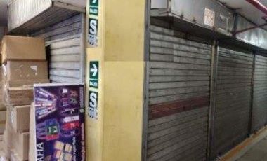4 Locales en Galería Real (Inambari 739, entre Nicolas de Piérola y Andahuaylas)