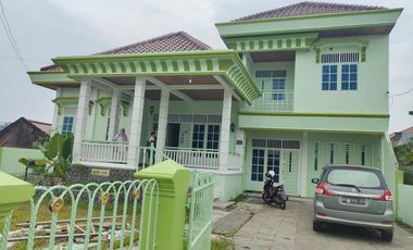 SEWA RUMAH BESAR JALAN MESUJI DEMANG LEBAR DAUN PALEMBANG