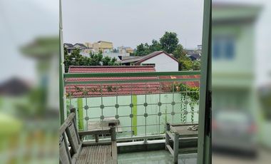 SEWA RUMAH BESAR JALAN MESUJI DEMANG LEBAR DAUN PALEMBANG