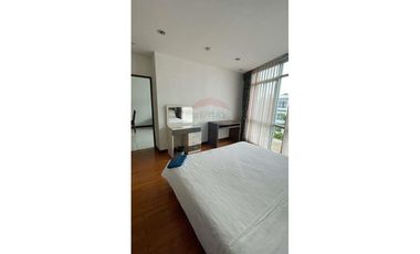 Condo for Sale in Bophut, walkable to Fisherman's Village! in Bophut, Koh Samui