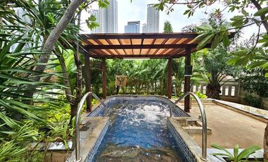 Luxury Warm Design Studio Madison Park Siap Huni Sekarang