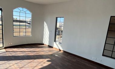 🏡 ¡Gran Oportunidad en Tijuana! Casa Residencial de Dos Niveles en Fraccionamiento Soler 🌟